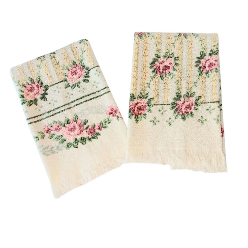 VTG Set Of 2 White & Pink Flowers Floral Towel Tastemaker by JP Stevens 24 x 16